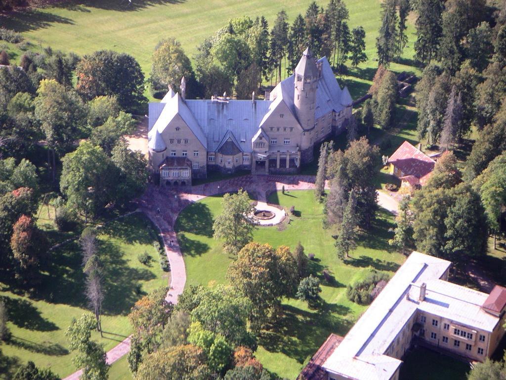 Castle Spa Wagenkuell Taagepera ภายนอก รูปภาพ