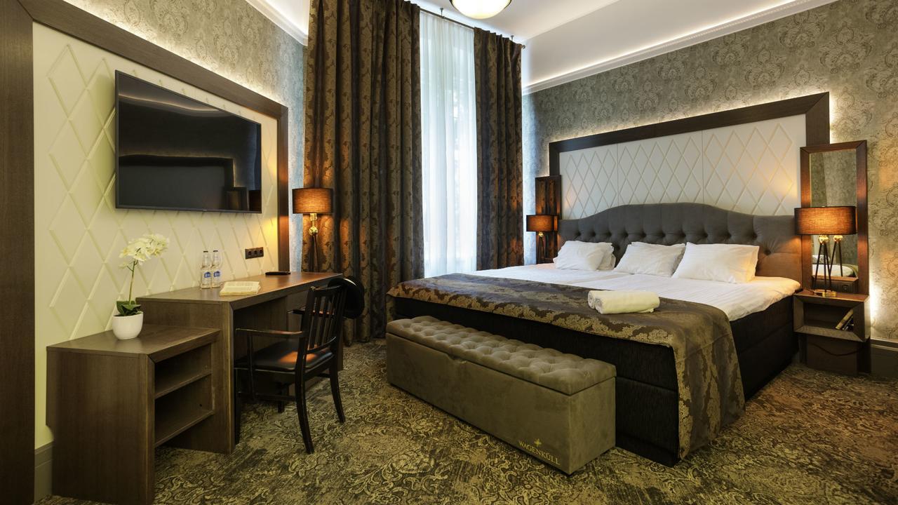 Castle Spa Wagenkuell Taagepera ภายนอก รูปภาพ